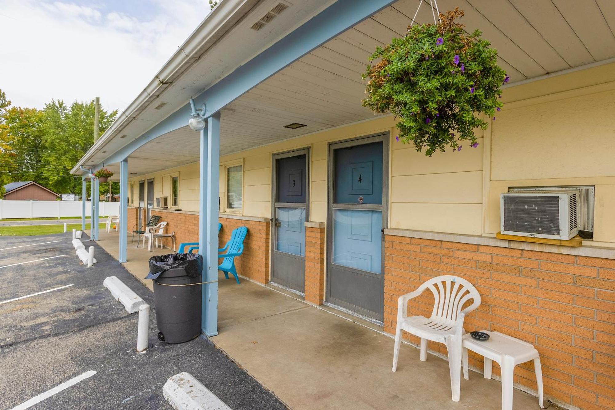 Parkside Motel By Oyo Meadville Conneaut Lake Conneaut Lakeshore Buitenkant foto