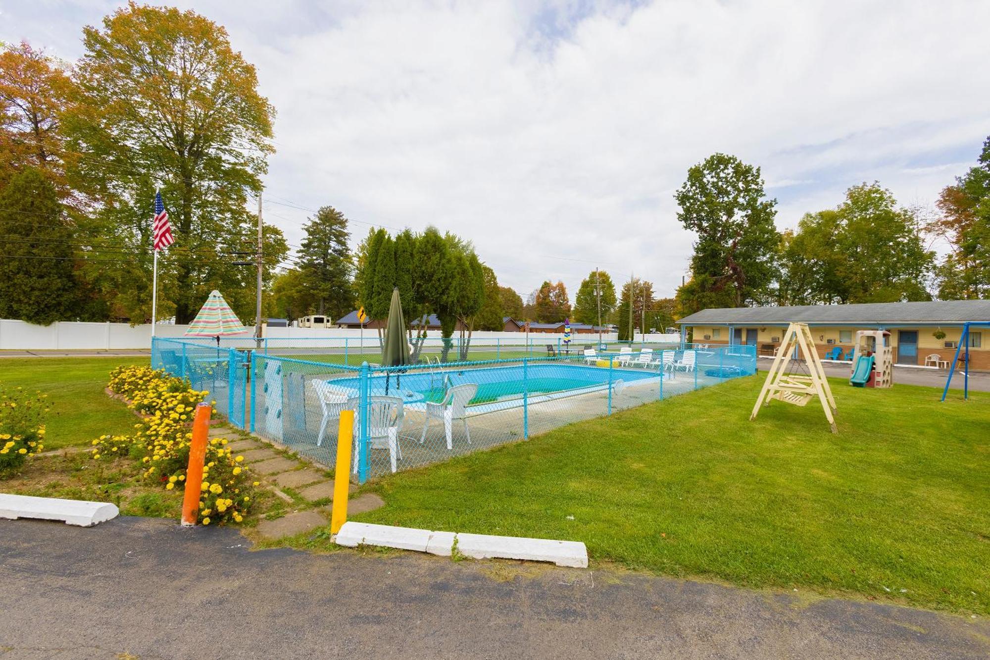 Parkside Motel By Oyo Meadville Conneaut Lake Conneaut Lakeshore Buitenkant foto