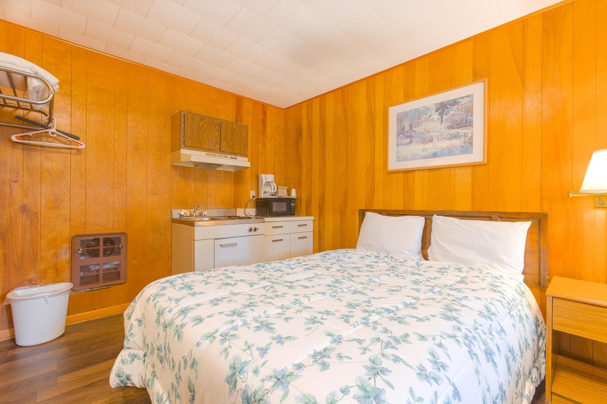 Parkside Motel By Oyo Meadville Conneaut Lake Conneaut Lakeshore Buitenkant foto