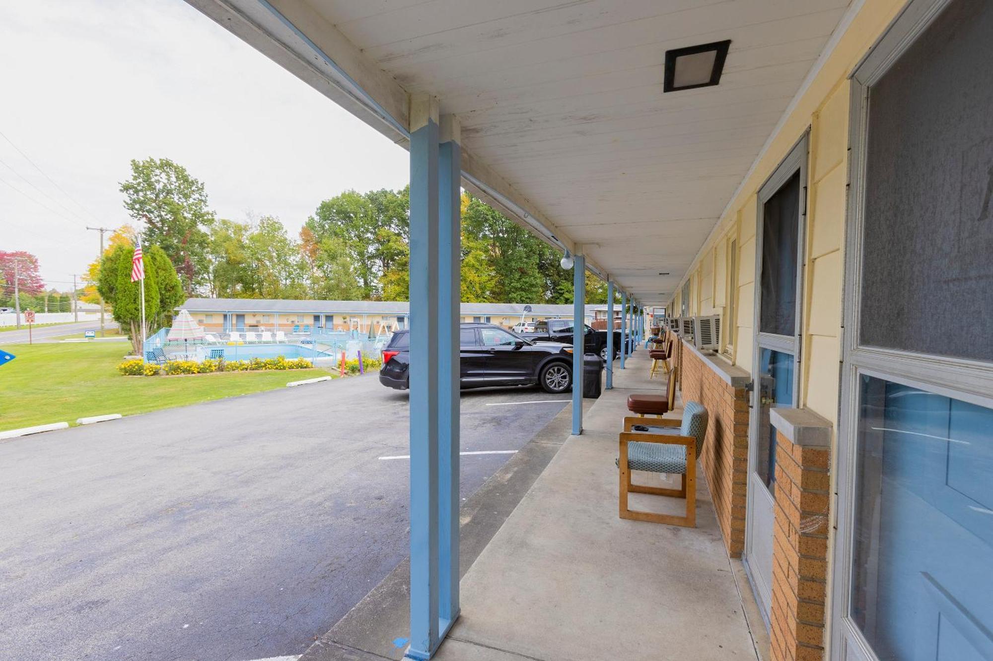 Parkside Motel By Oyo Meadville Conneaut Lake Conneaut Lakeshore Buitenkant foto