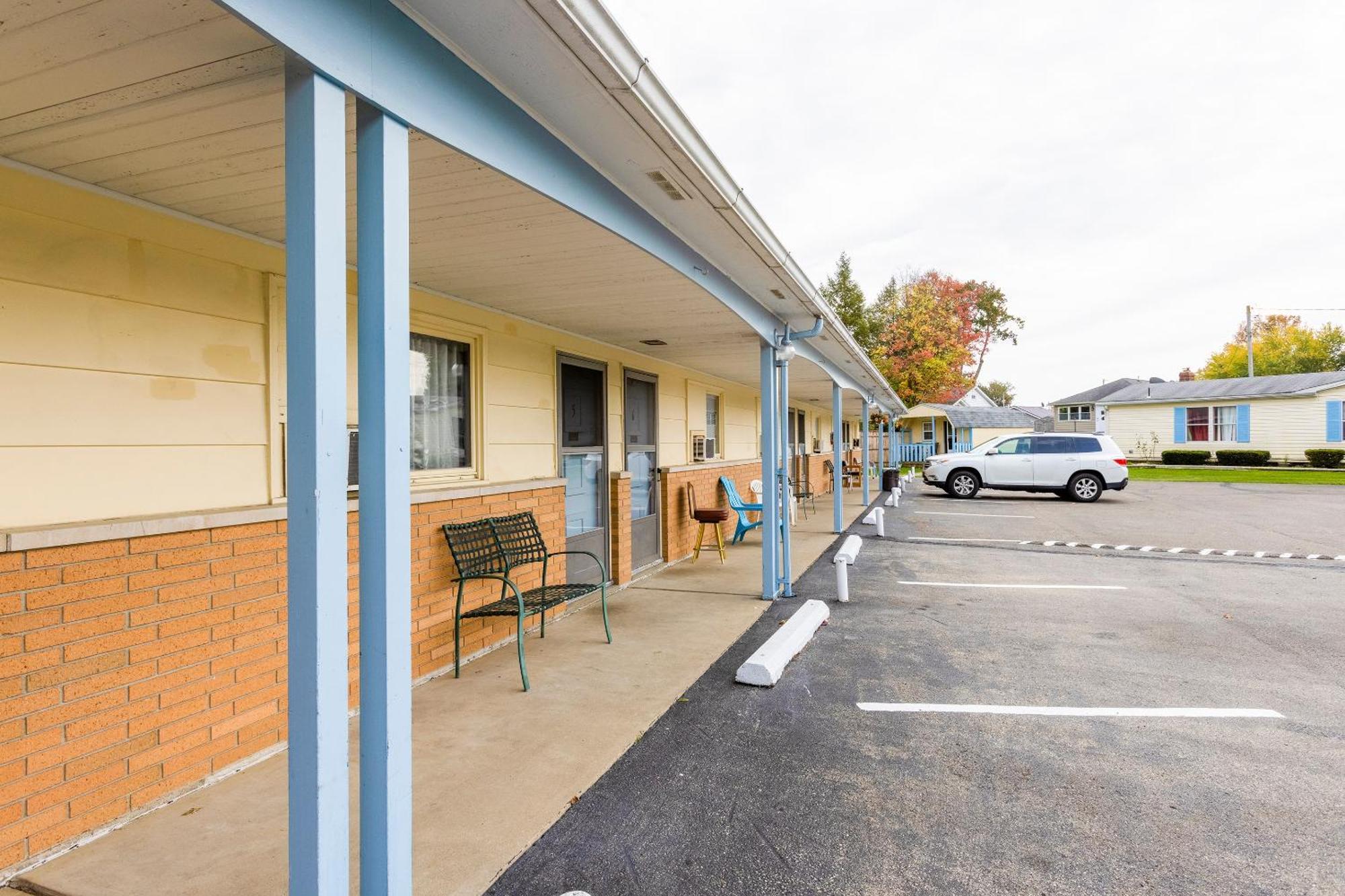 Parkside Motel By Oyo Meadville Conneaut Lake Conneaut Lakeshore Buitenkant foto