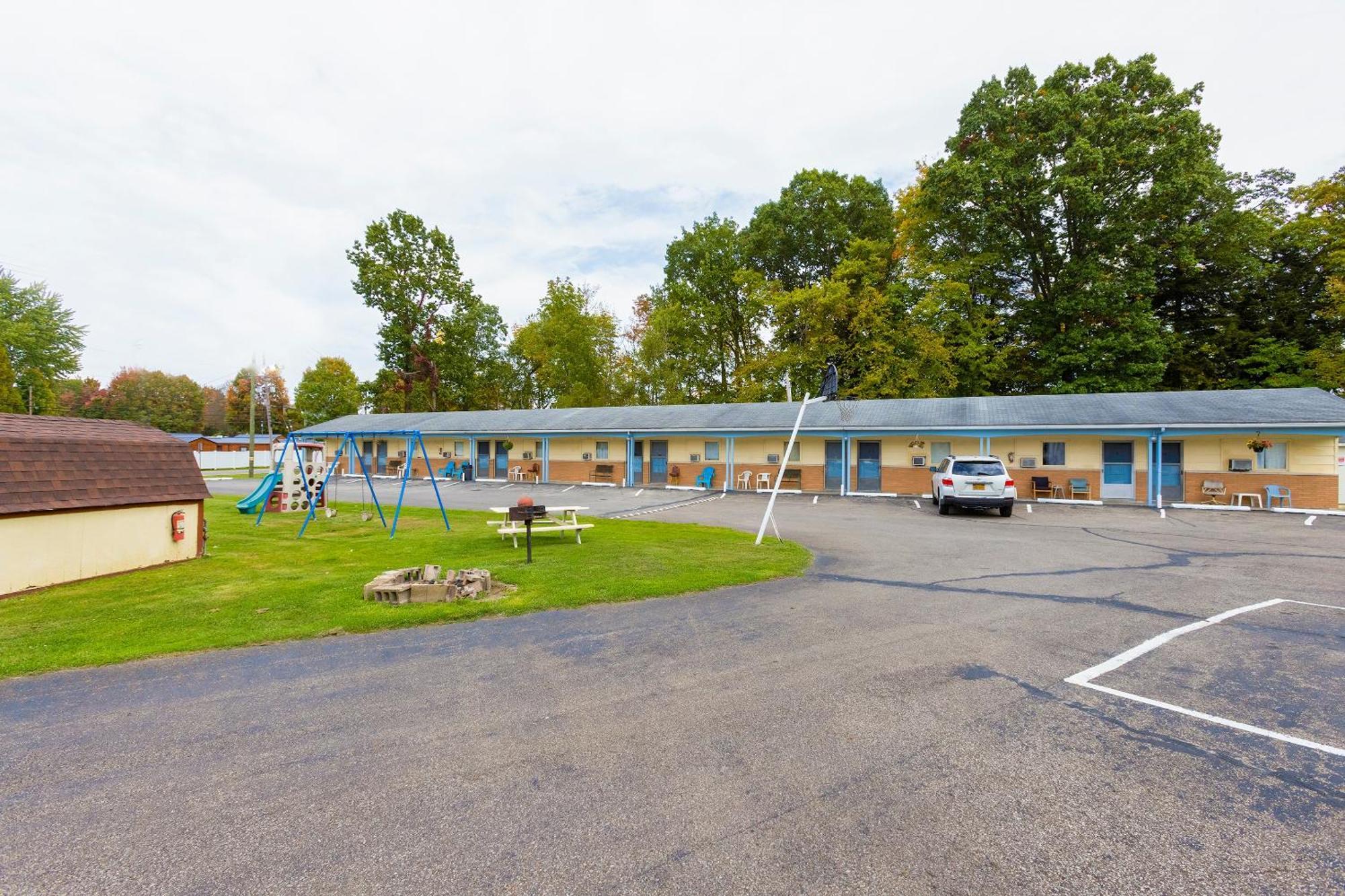 Parkside Motel By Oyo Meadville Conneaut Lake Conneaut Lakeshore Buitenkant foto