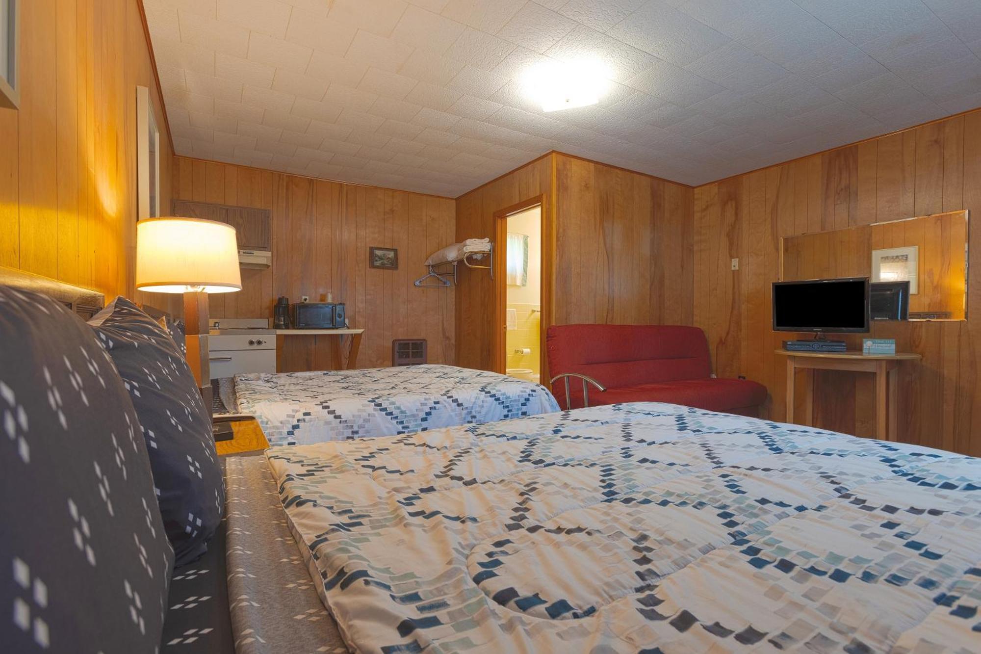 Parkside Motel By Oyo Meadville Conneaut Lake Conneaut Lakeshore Buitenkant foto