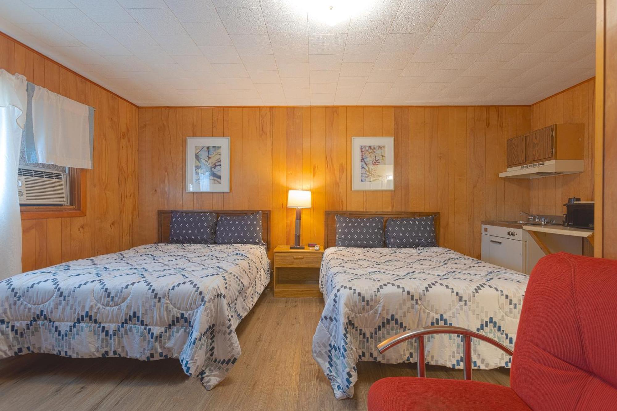 Parkside Motel By Oyo Meadville Conneaut Lake Conneaut Lakeshore Buitenkant foto