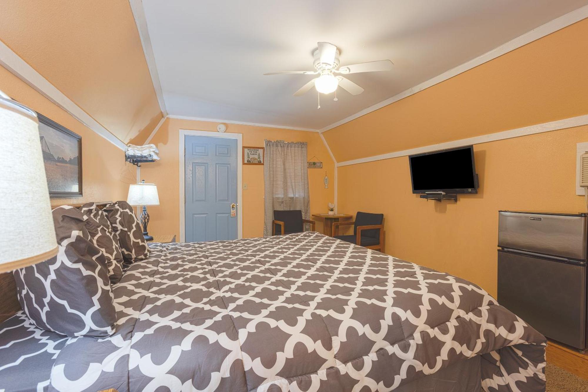 Parkside Motel By Oyo Meadville Conneaut Lake Conneaut Lakeshore Buitenkant foto