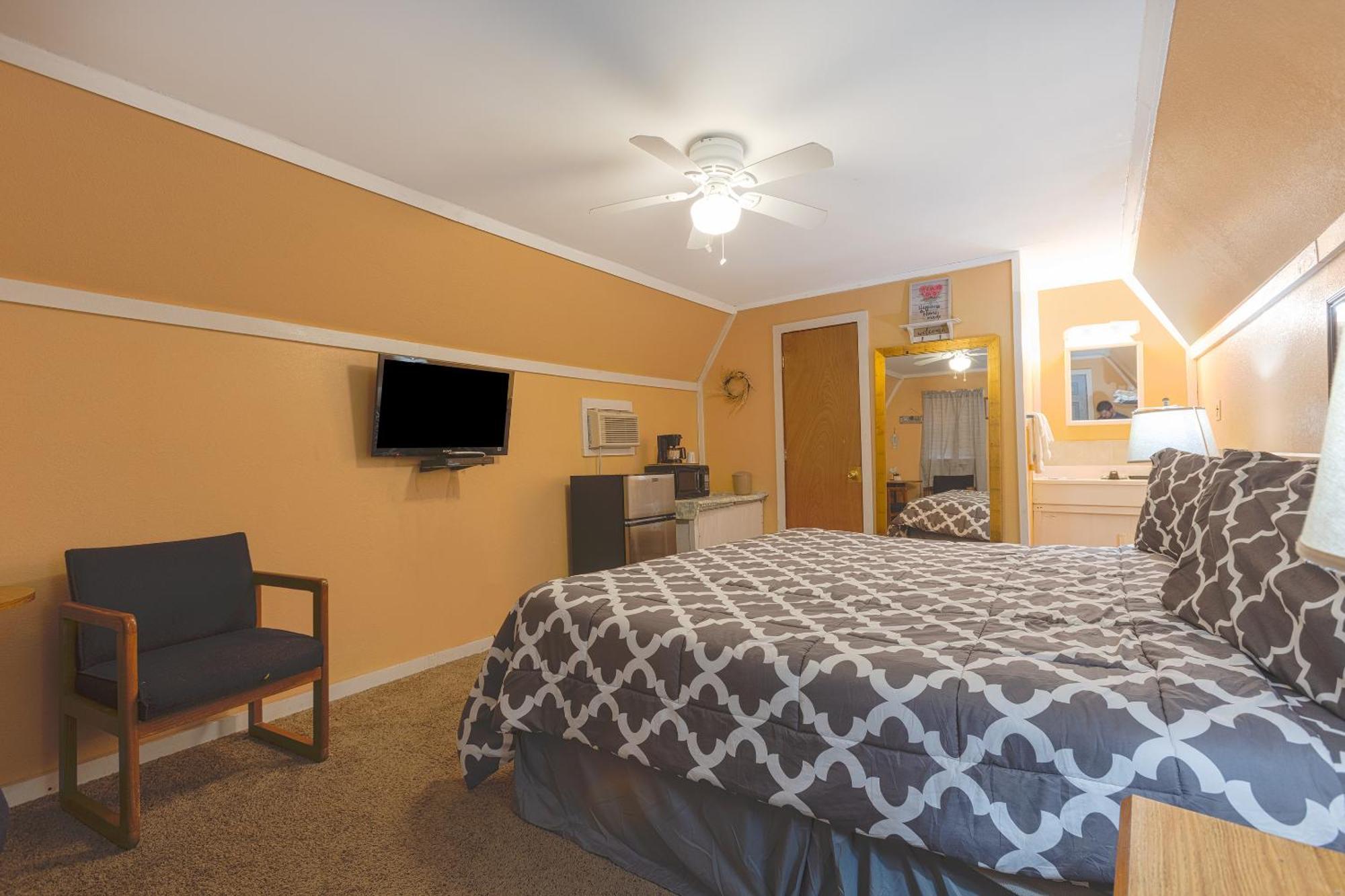 Parkside Motel By Oyo Meadville Conneaut Lake Conneaut Lakeshore Buitenkant foto